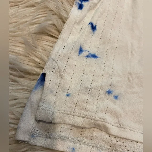 Lululemon Train To Be Tank*EUC - Picture 7 of 11